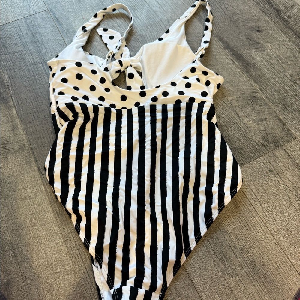 No Boundaries Black and White Polka Dot Bikini - Picture 3 of 4